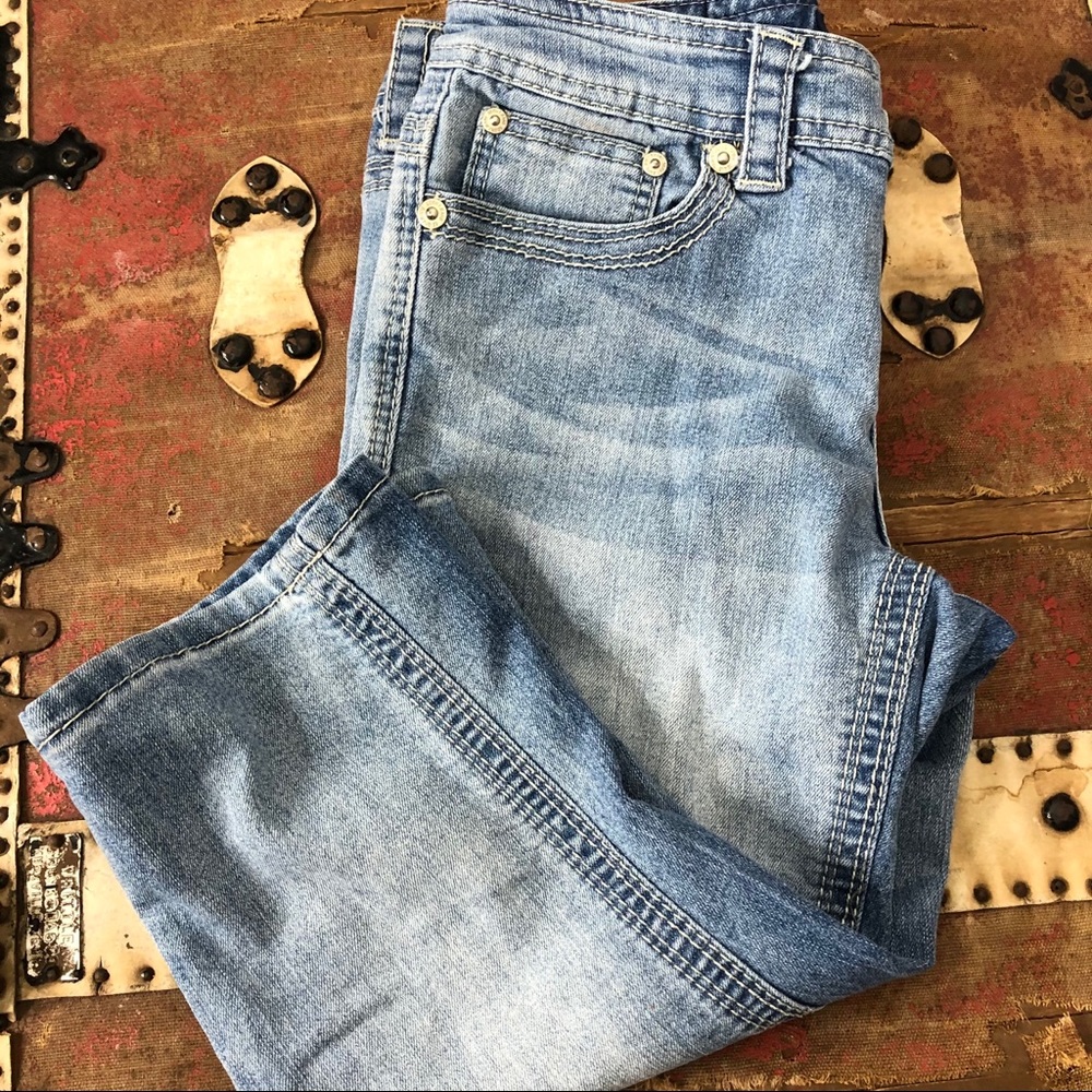 Women’s Cropped Capris by SEVEN7 SZ 4